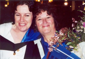 2002Graduation Leonie & Sue