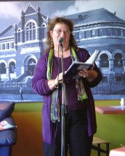 2005_0914PoetsCorner14th0057a