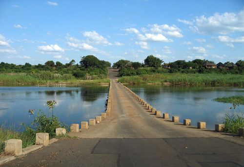 crocodile bridge south entrance